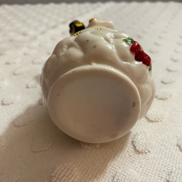 Snowman family porcelain trinket box - Picture 5 of 8